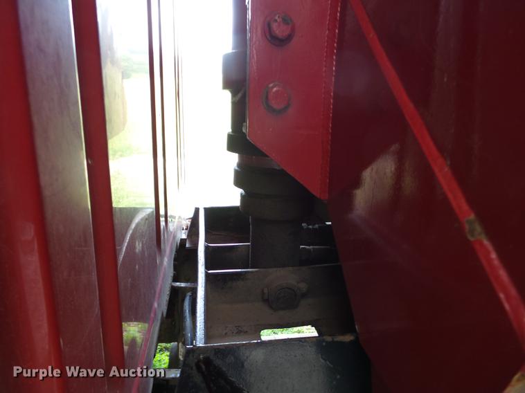 image for item DA2380 1999 International 4900 dump truck