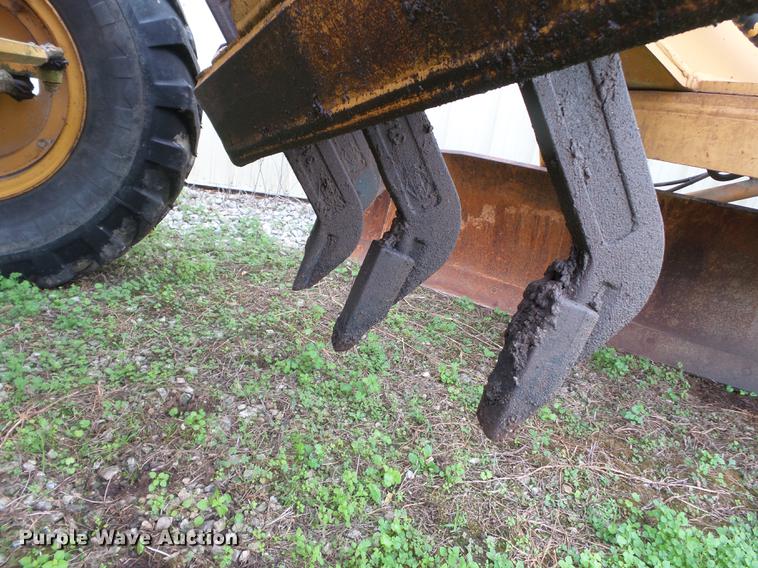 image for item DA2381 Dresser 830 motor grader