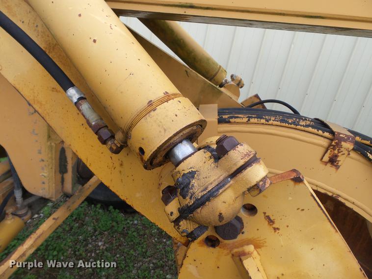 image for item DA2381 Dresser 830 motor grader