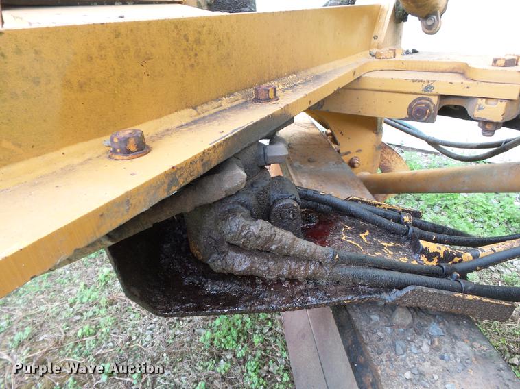 image for item DA2381 Dresser 830 motor grader