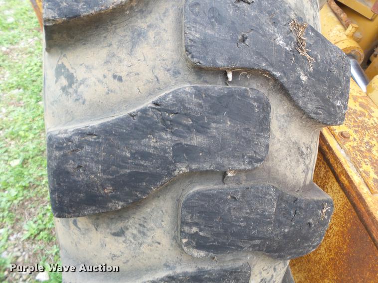 image for item DA2381 Dresser 830 motor grader