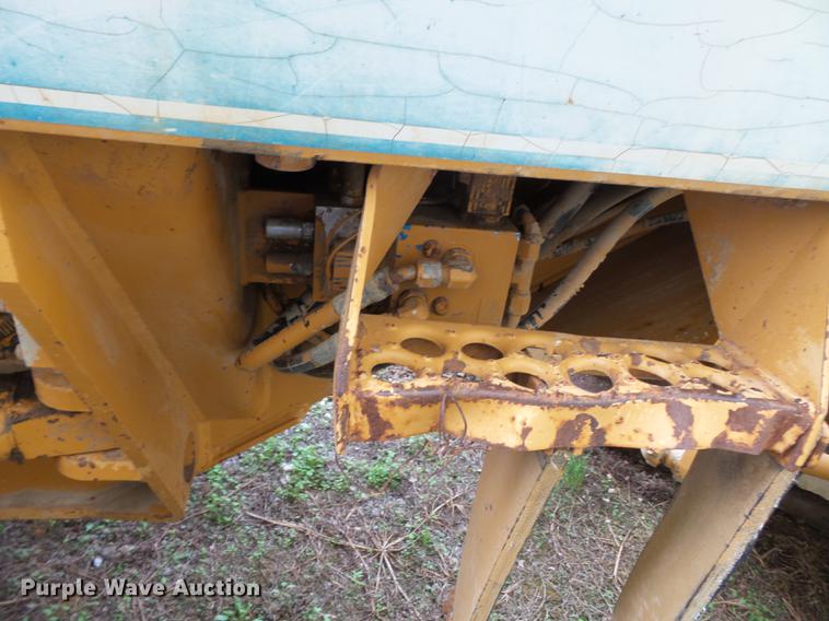 image for item DA2381 Dresser 830 motor grader