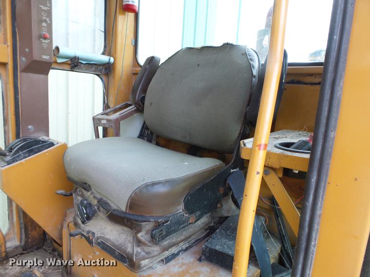 image for item DA2381 Dresser 830 motor grader