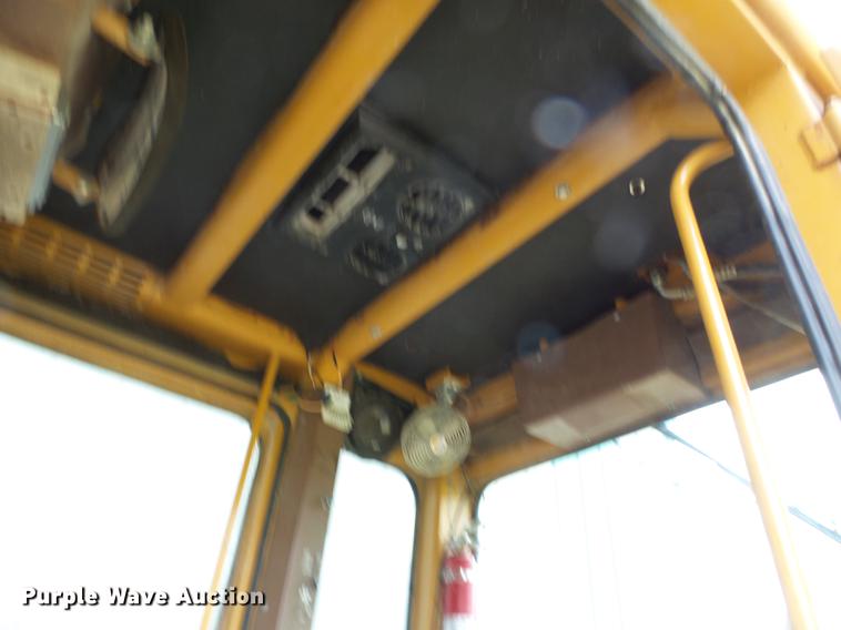 image for item DA2381 Dresser 830 motor grader