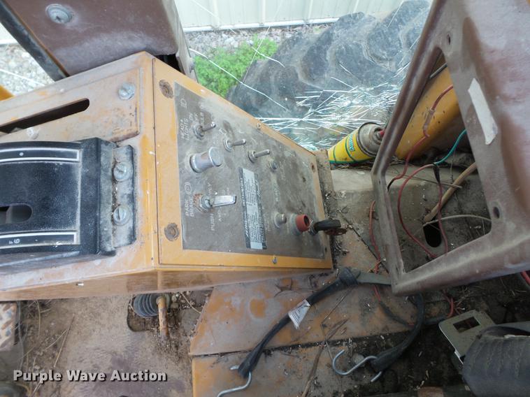 image for item DA2381 Dresser 830 motor grader