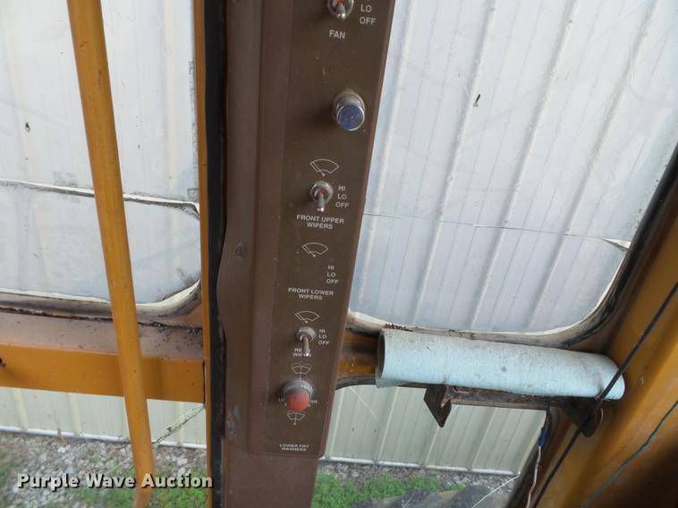 image for item DA2381 Dresser 830 motor grader