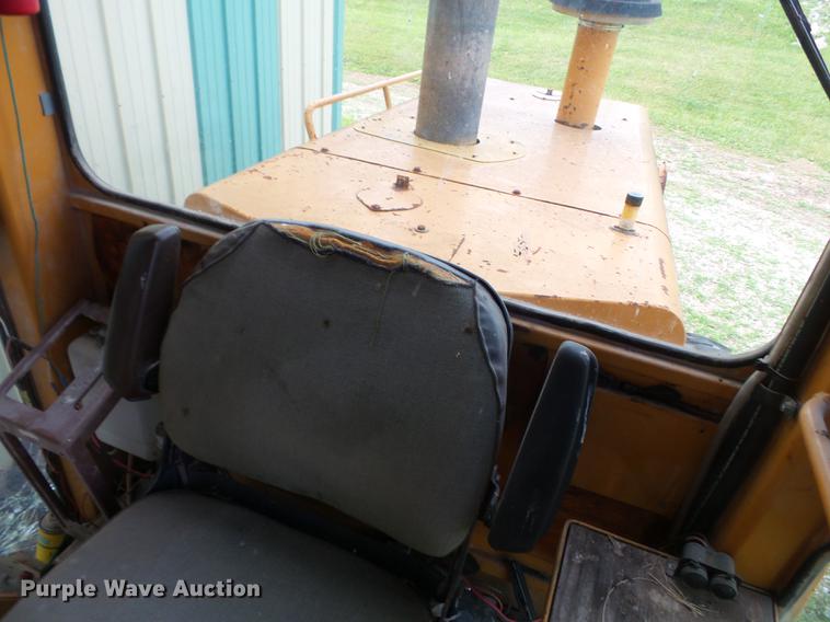 image for item DA2381 Dresser 830 motor grader