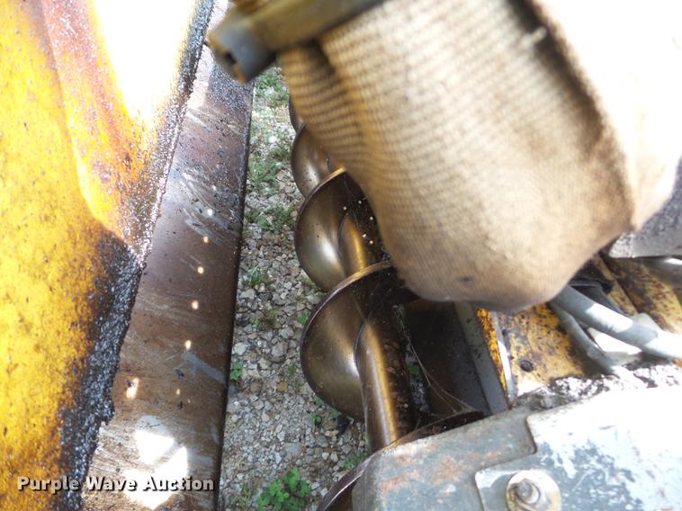 image for item DA2383 2006 Bomag 815-2 paver