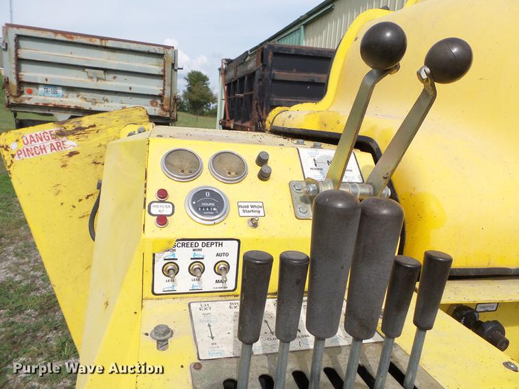 image for item DA2383 2006 Bomag 815-2 paver