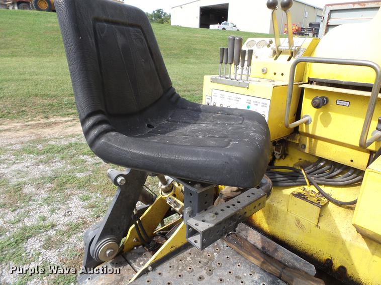 image for item DA2383 2006 Bomag 815-2 paver