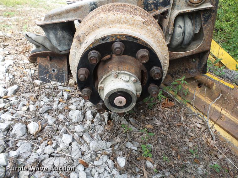 image for item DA2384 2001 Spicer axle