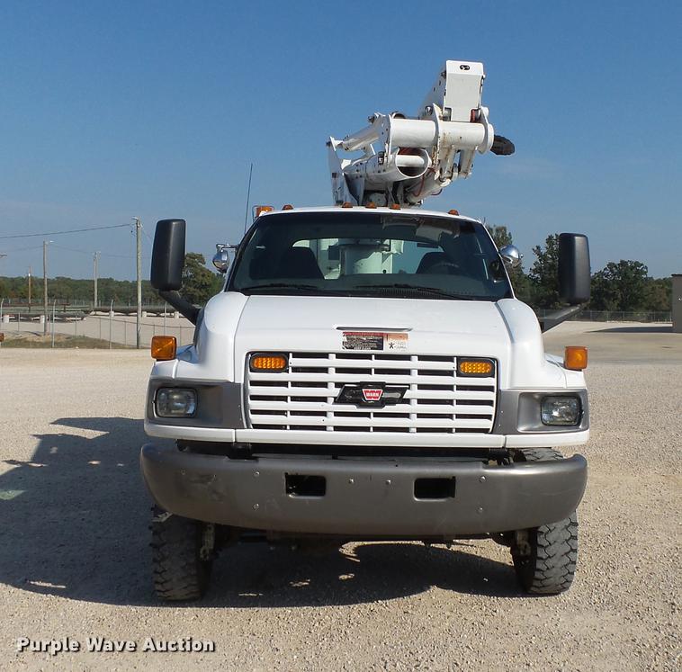 image for item DA2669 2006 Chevrolet C5500 bucket truck