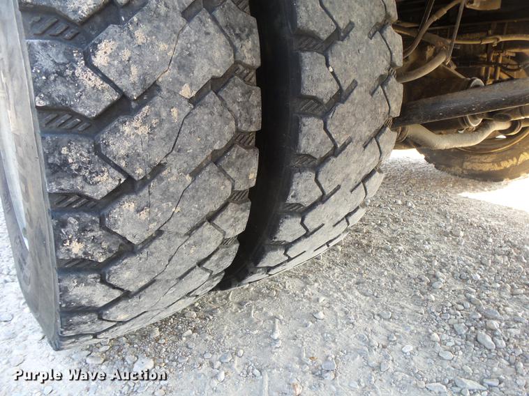 image for item DA2669 2006 Chevrolet C5500 bucket truck