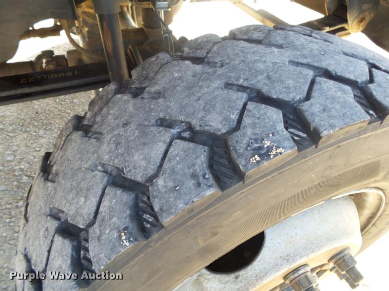 image for item DA2669 2006 Chevrolet C5500 bucket truck