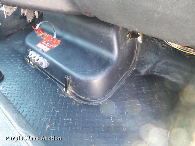 image for item DA2669 2006 Chevrolet C5500 bucket truck