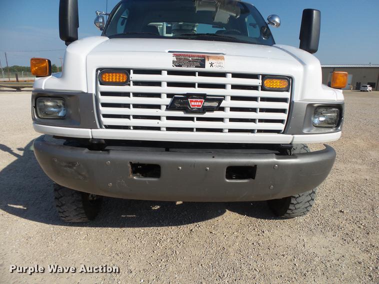 image for item DA2669 2006 Chevrolet C5500 bucket truck
