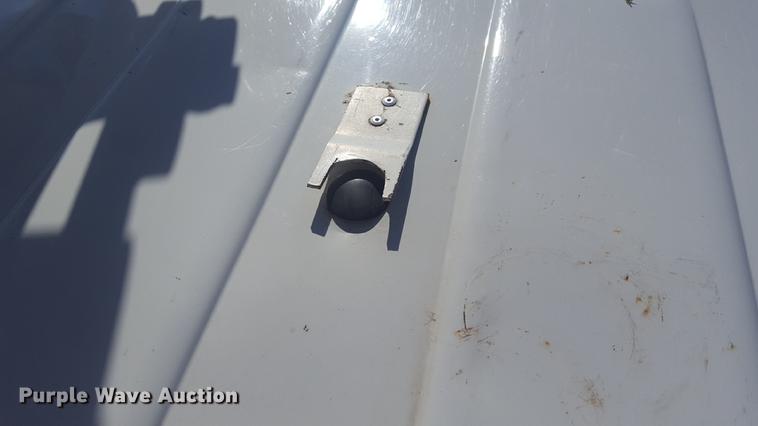 image for item DA2669 2006 Chevrolet C5500 bucket truck