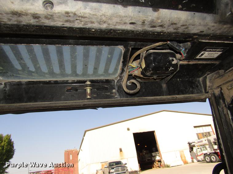 image for item DA3148 2005 John Deere 317 skid steer