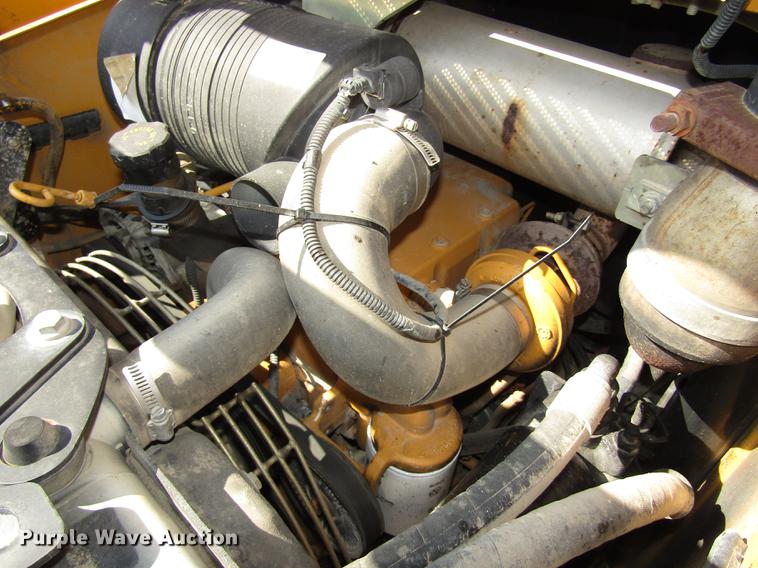 image for item DA3148 2005 John Deere 317 skid steer