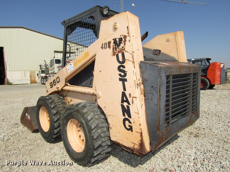 image for item DA3150 1995 Mustang 960 skid steer