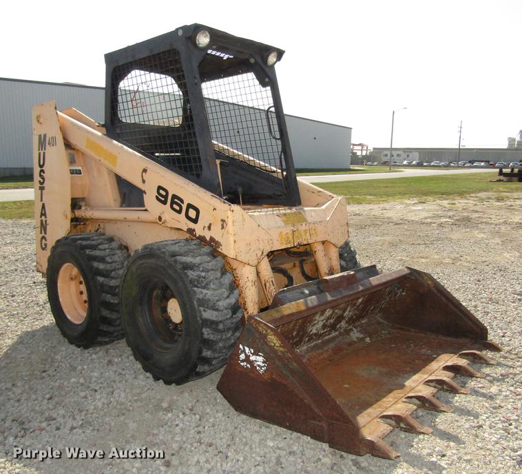 image for item DA3150 1995 Mustang 960 skid steer