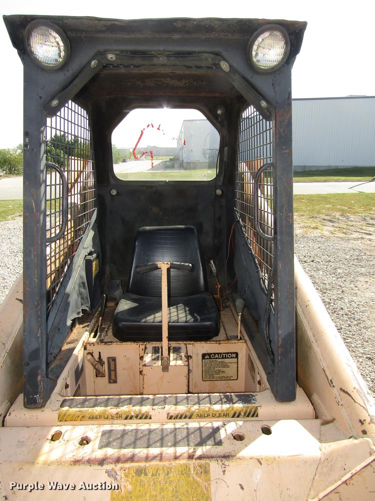 image for item DA3150 1995 Mustang 960 skid steer