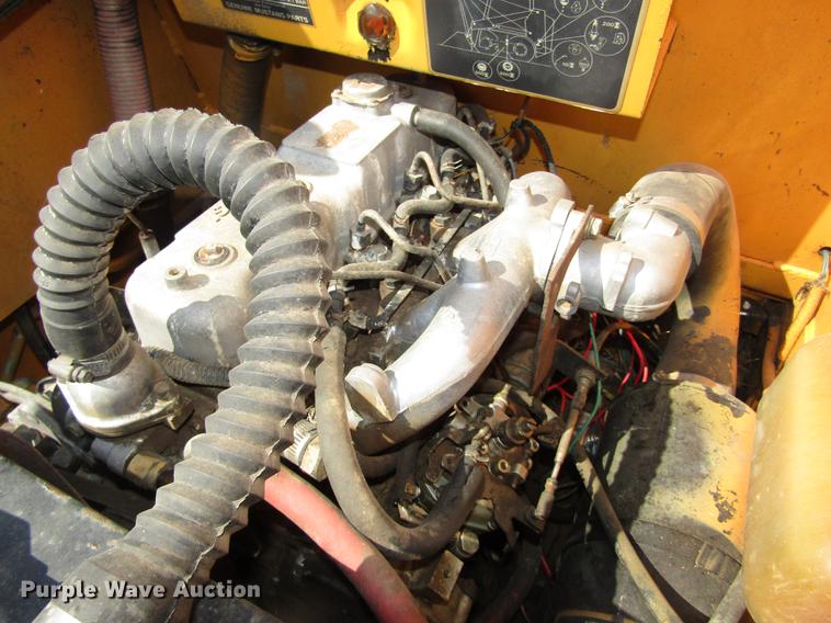 image for item DA3150 1995 Mustang 960 skid steer