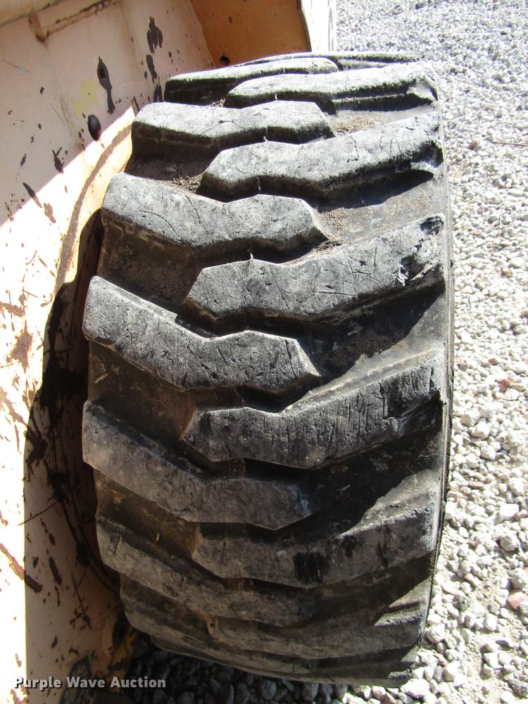 image for item DA3150 1995 Mustang 960 skid steer