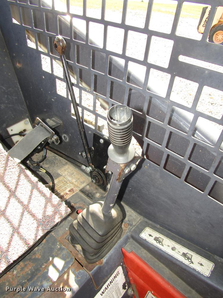 image for item DA3151 2002 Thomas Pro Tough 2200 skid steer