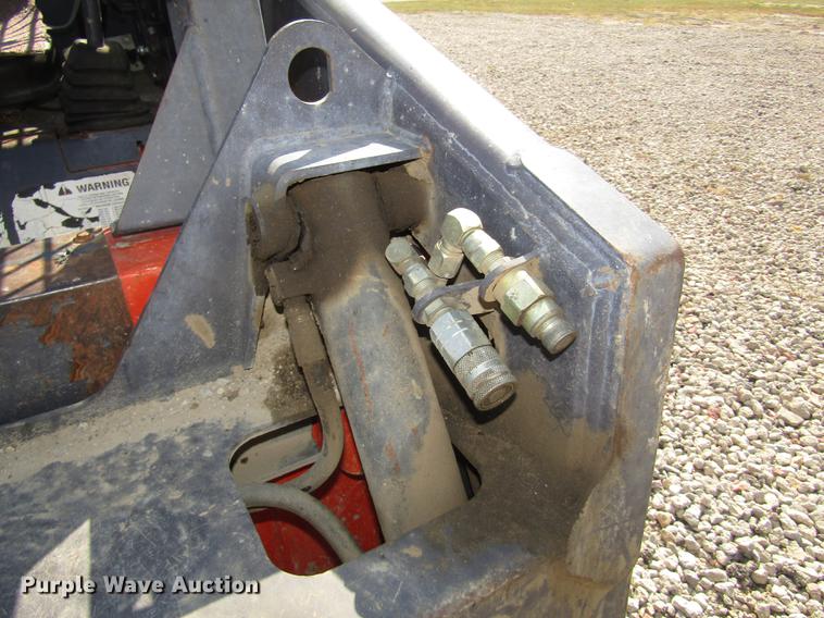 image for item DA3151 2002 Thomas Pro Tough 2200 skid steer