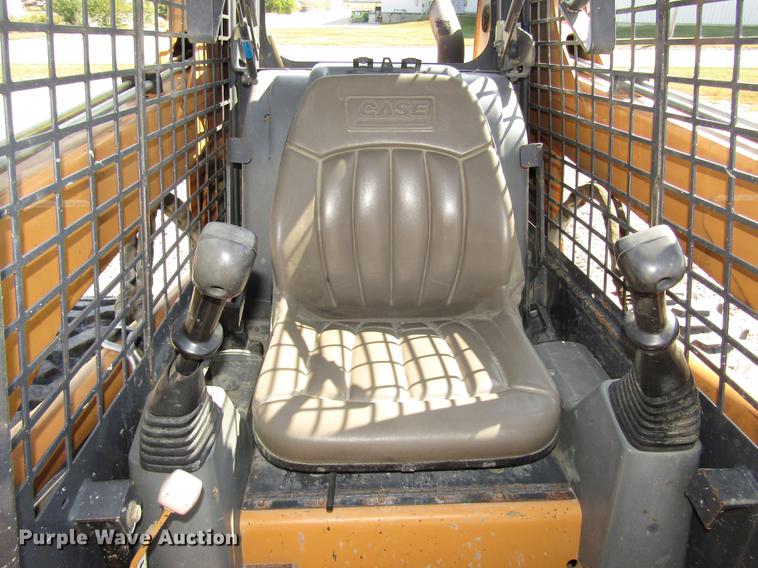 image for item DA3152 1999 Case 75XT skid steer