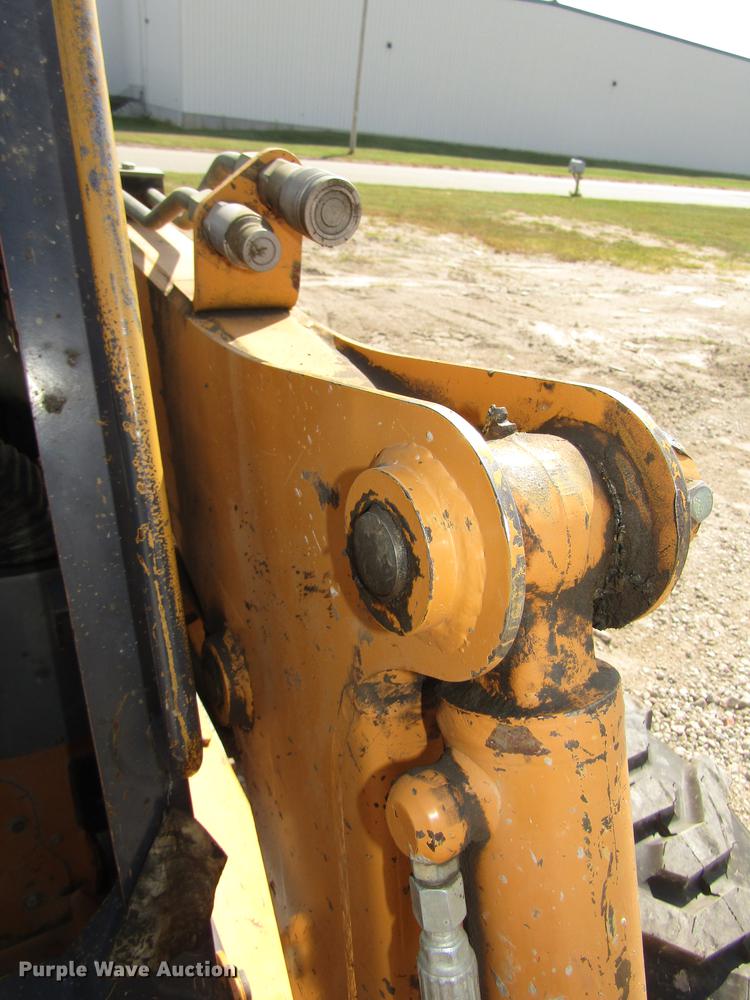 image for item DA3152 1999 Case 75XT skid steer