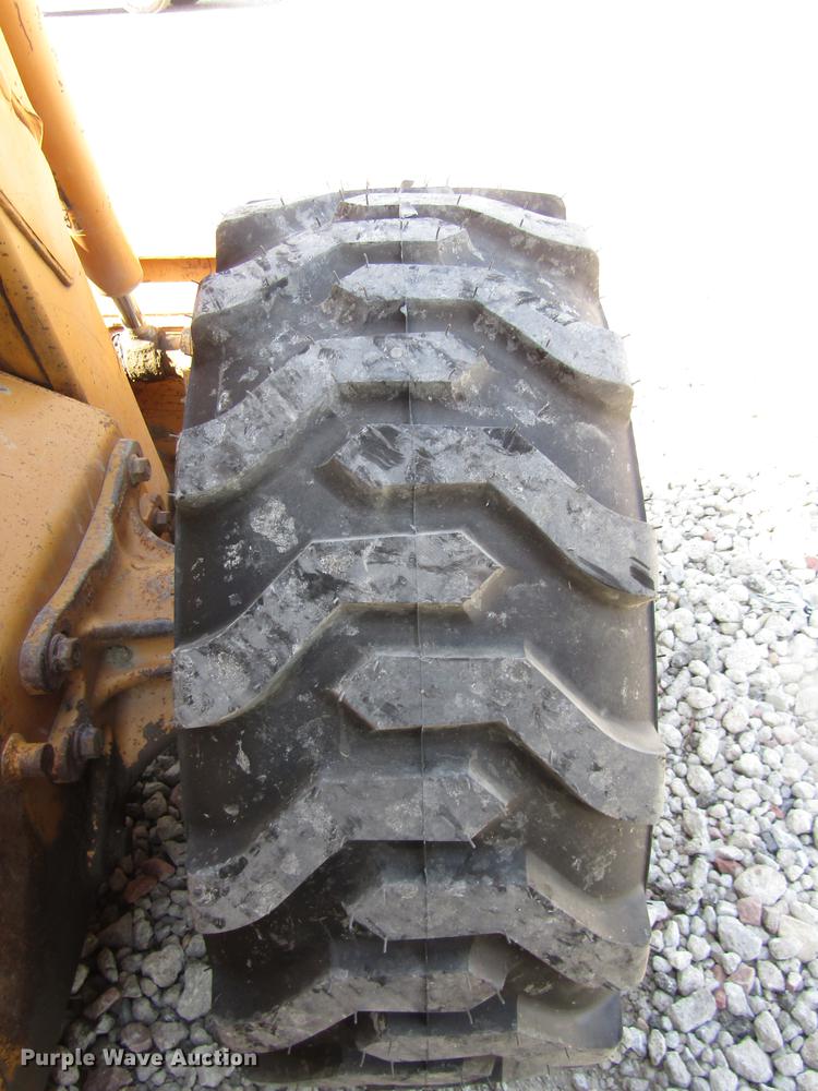 image for item DA3152 1999 Case 75XT skid steer