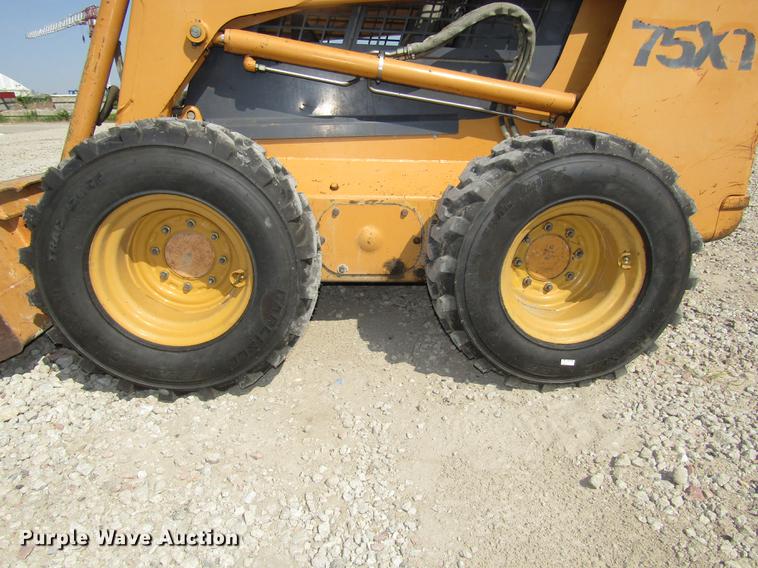 image for item DA3152 1999 Case 75XT skid steer