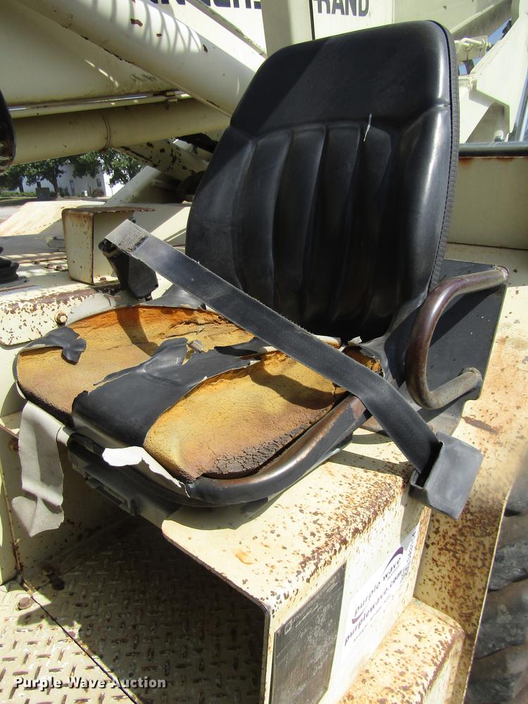 image for item DA3154 Ingersoll Rand VR60B telehandler