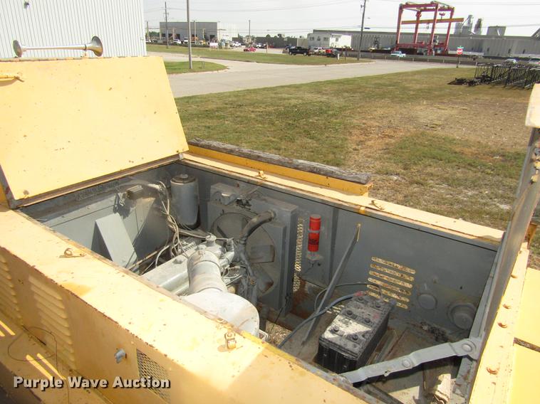 image for item DA3156 1966 BLH Lima 600TA crane