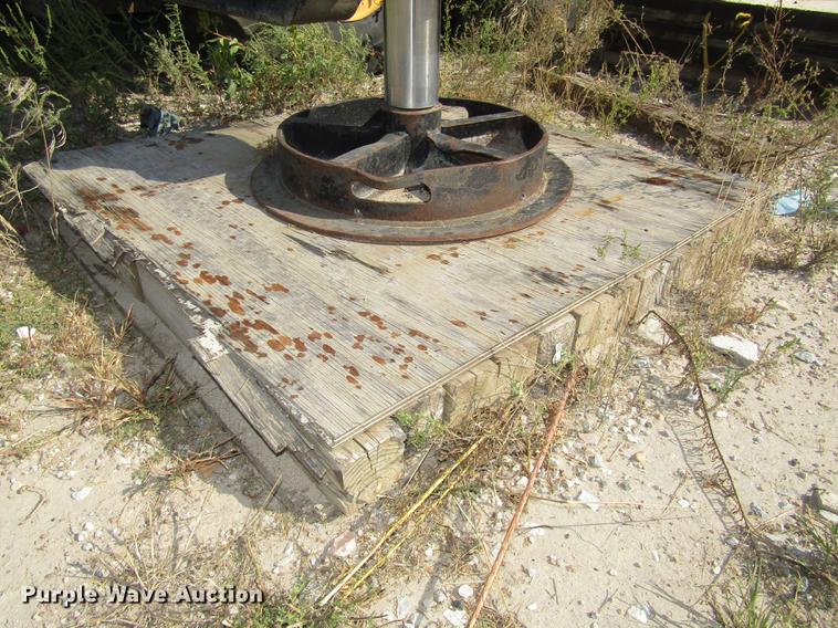 image for item DA3156 1966 BLH Lima 600TA crane