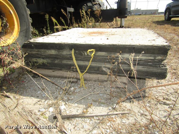 image for item DA3156 1966 BLH Lima 600TA crane