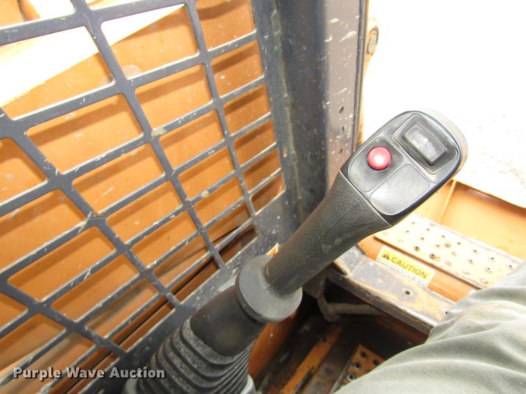 image for item DA3178 2001 Case 85XT skid steer