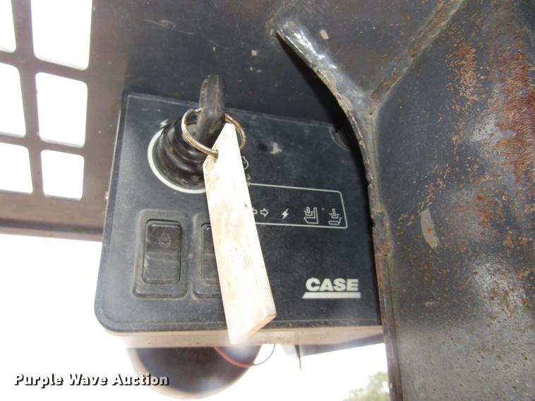 image for item DA3178 2001 Case 85XT skid steer