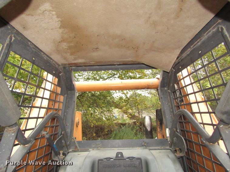 image for item DA3178 2001 Case 85XT skid steer