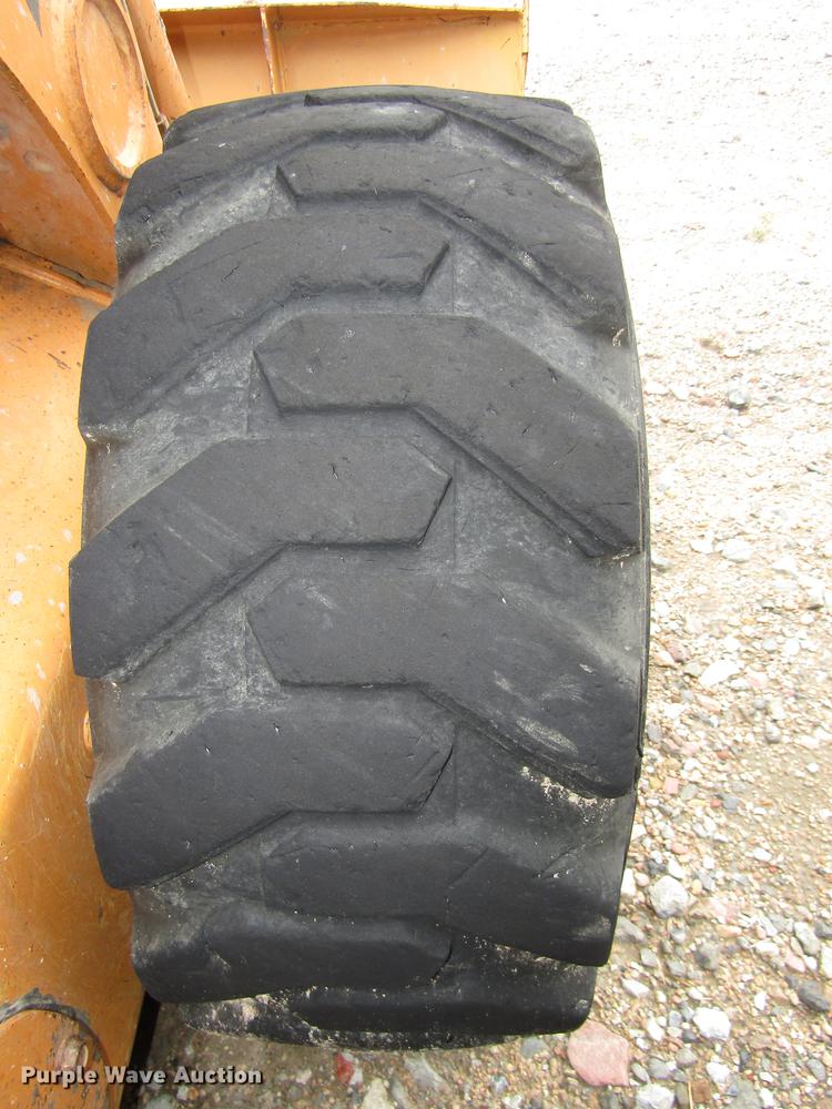 image for item DA3178 2001 Case 85XT skid steer