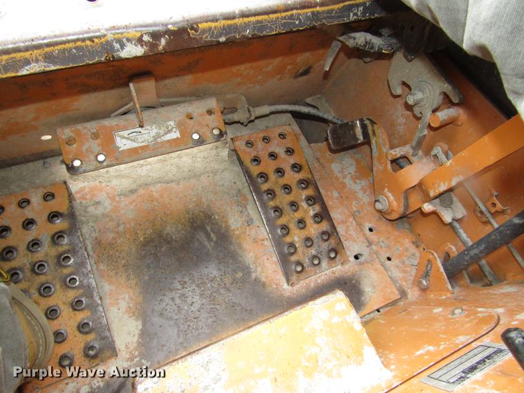 image for item DA3179 2002 Case 85XT skid steer