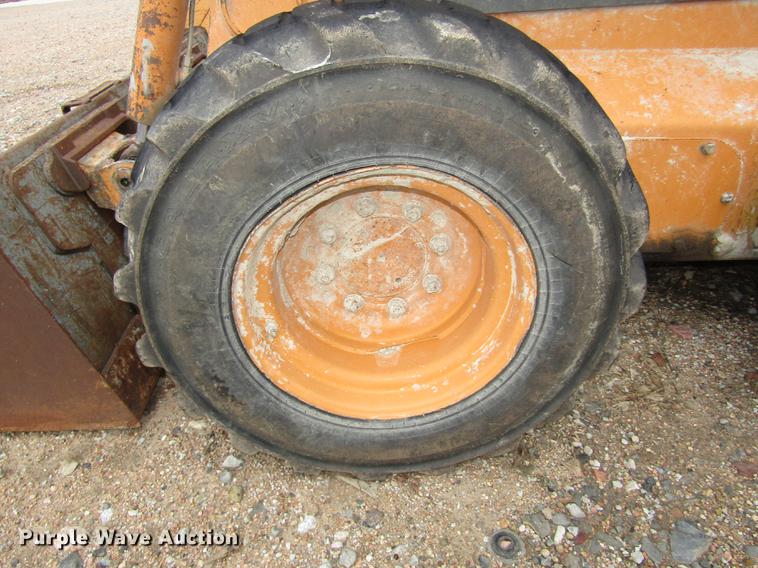 image for item DA3179 2002 Case 85XT skid steer