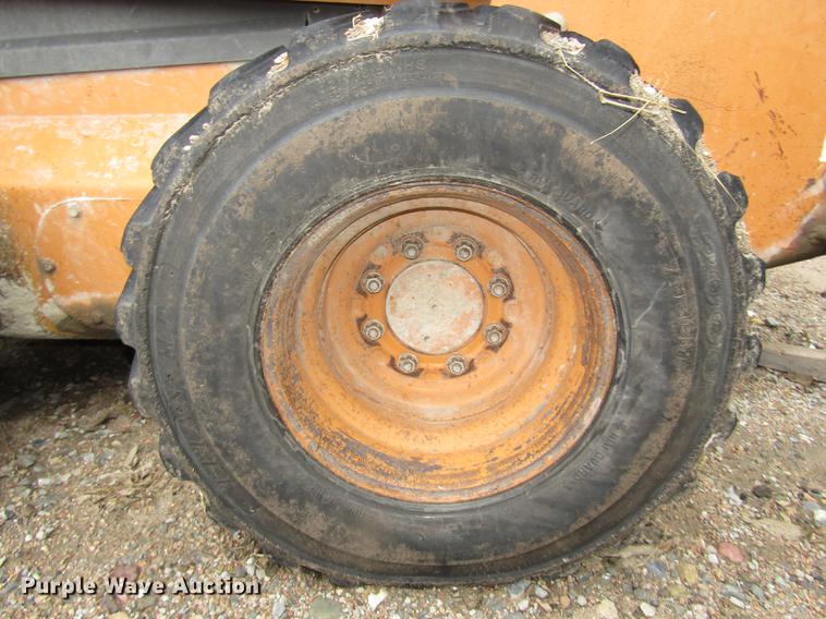 image for item DA3179 2002 Case 85XT skid steer