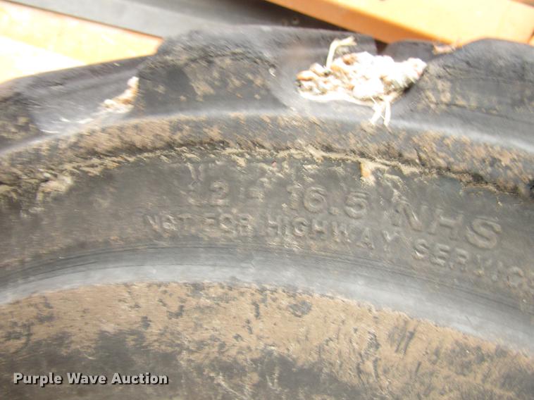 image for item DA3179 2002 Case 85XT skid steer