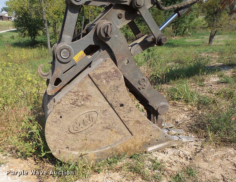 image for item DB1438 2005 Volvo EC240BLC excavator