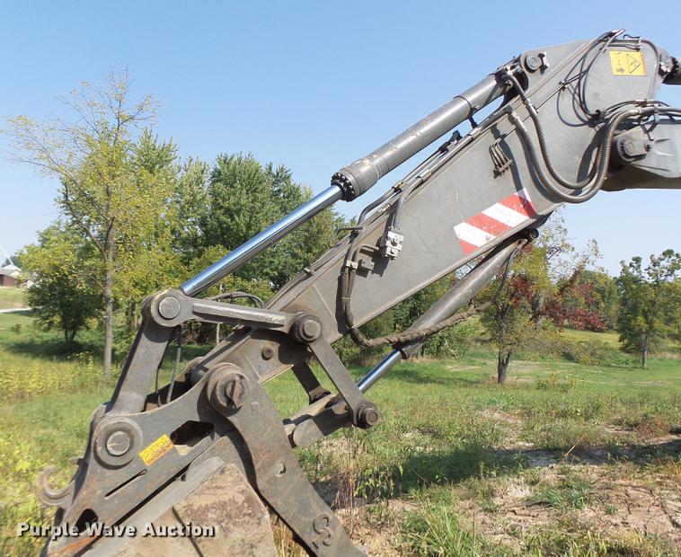 image for item DB1438 2005 Volvo EC240BLC excavator