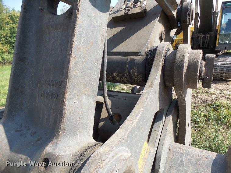 image for item DB1438 2005 Volvo EC240BLC excavator