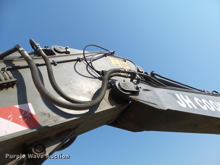 image for item DB1438 2005 Volvo EC240BLC excavator